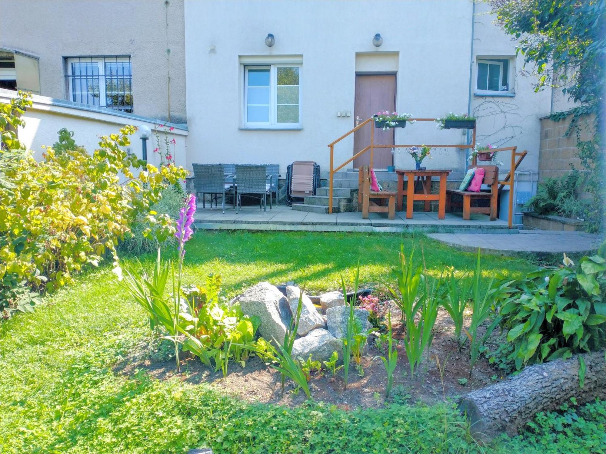 Duplex With Garden Apartman Prága Kültér fotó